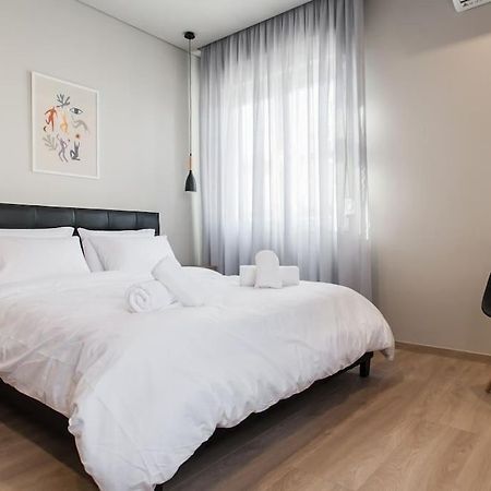 Piraeus Deluxe 2Bdr Apt - Near Metro And Port Eksteriør bilde